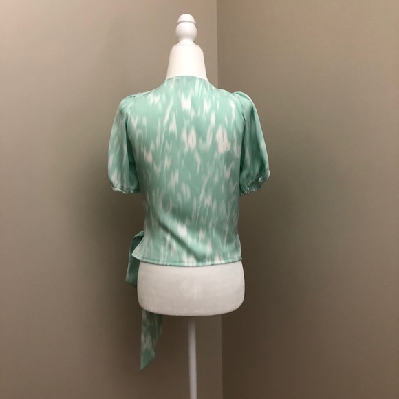 NWOT Mint green and white wrap top. - Picture 2 of 8
